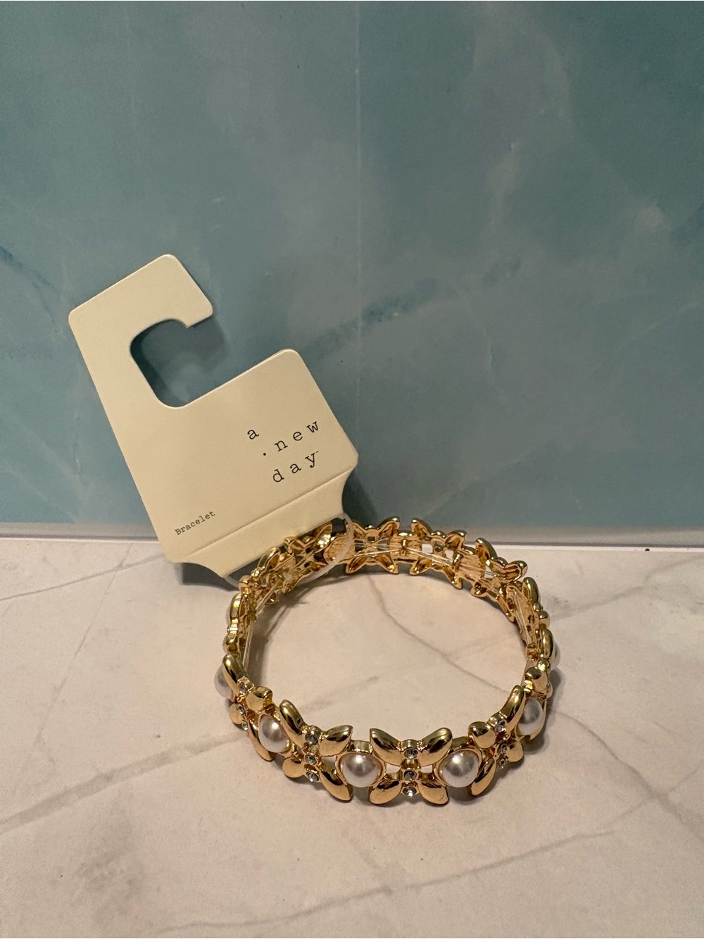 a new day Gold Flower Pearl Stretch Bracelet